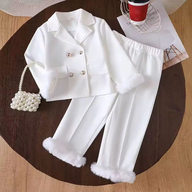 Girls' Classic 2-Piece Outfit Set